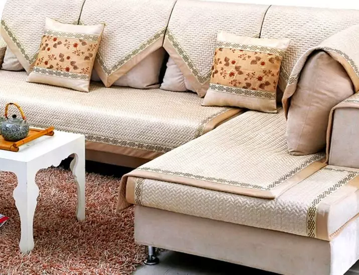 Ghế sofa góc không có tay vịn (34 ảnh): 2000x1500 và 2000x1400 mm, gấp nhỏ và khác, ưu và nhược điểm 20915_30