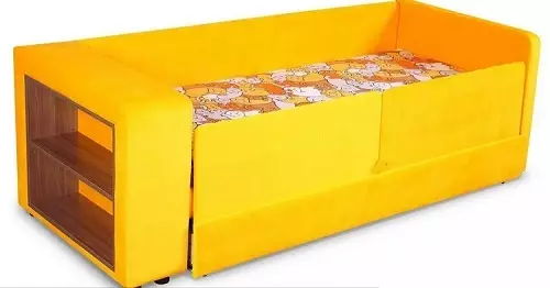 Sofas bayi karo sofa (47 foto): amben sofa lempitan karo kasur orthopedic lan sideboards kanggo bocah saka 1-2 utawa luwih 20918_23