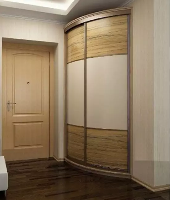 Вградена гардероба во ходникот (108 фотографии): Дизајн идеи за вградени структури, аголни и замав модели за мал коридор, полнење внатре, тесни и шопинг кабинети 20922_96