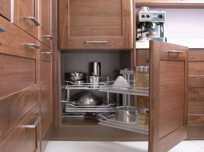 Carusel într-un dulap pentru bucătărie (12 fotografii): Selectarea rafturi-carusel pentru cabinetul inferior și superior de colț. Caracteristicile mecanismelor rotative și retractabile 20957_10