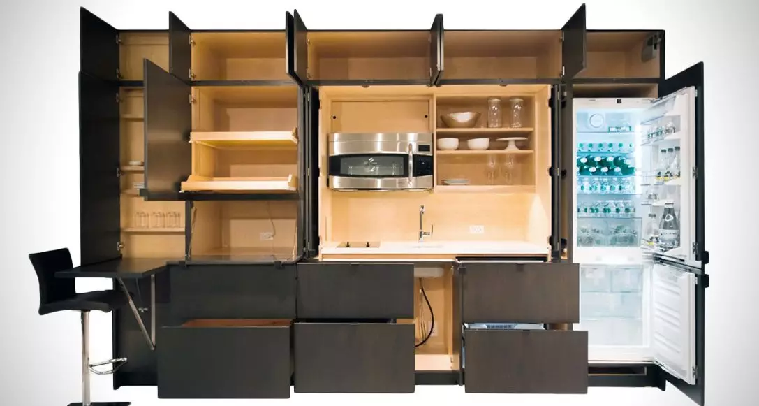 Трансформатор кухня (35 снимки): избор на кръг трансформатор кухня слушалки и други мебели-trasformer в малка кухня апартамент 20959_18