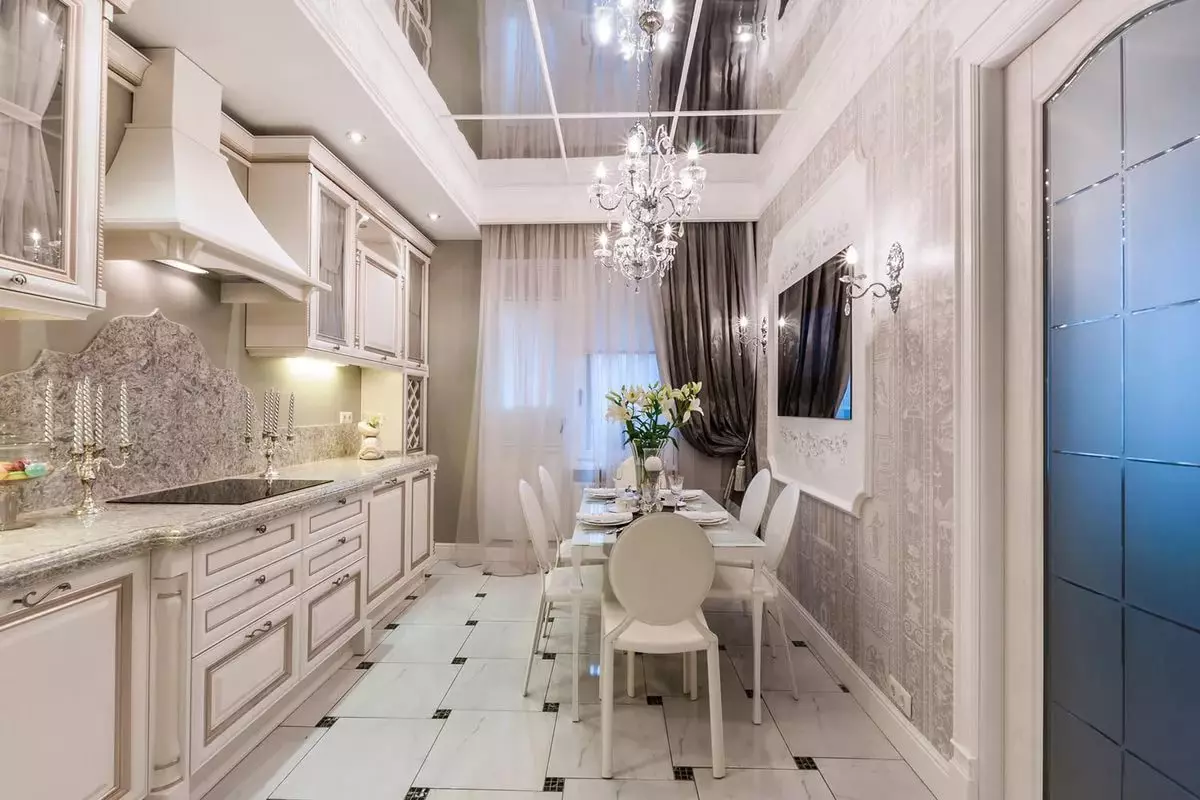 白色厨房的窗帘（42张照片）：黑色和白色颜色的厨房设计适用于什么颜色？蓝色窗帘如何看待白色厨房内部？ 20975_17
