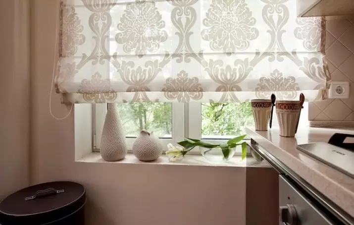 Cortinas curtas na cozinha (57 fotos): Cortinas de cozinha pronta feitas de tule com duas metades para o Windowsill, cortinas combinadas, outras opções de design 20985_2