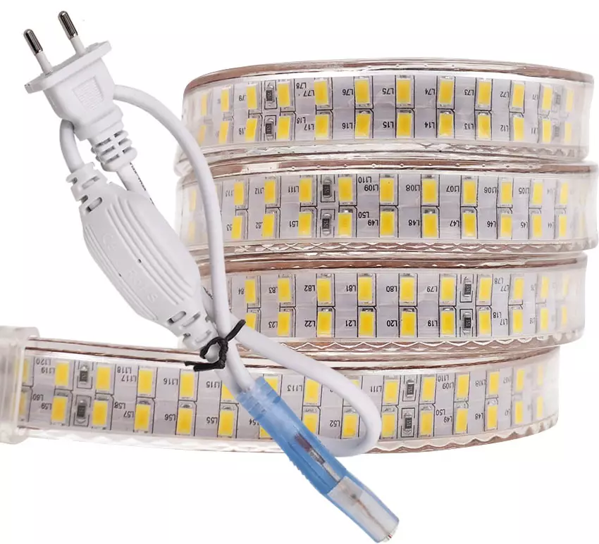 LED lint köögile (62 fotot): isekleepuv lindi 220 V. Mis lindi valib valgustama köök peakomplekti? Piiri valgustus põll 20998_34