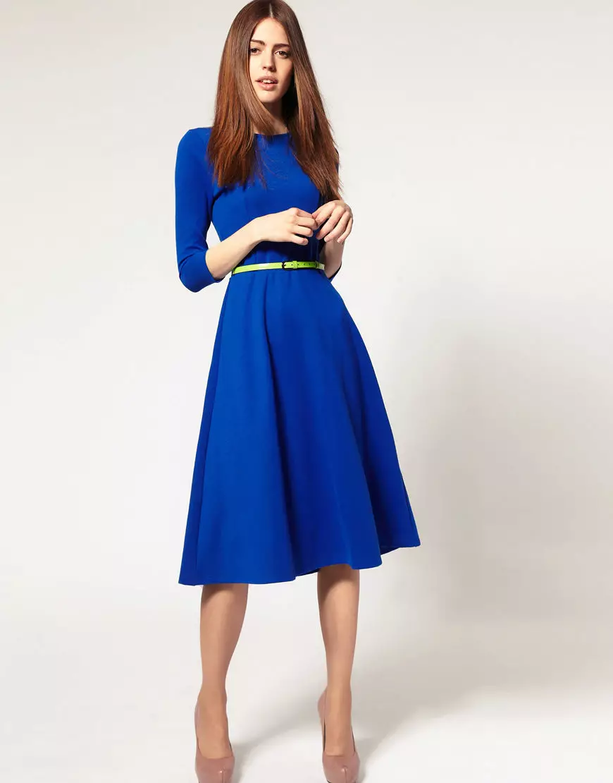 Modré sfarbené šaty s pásom