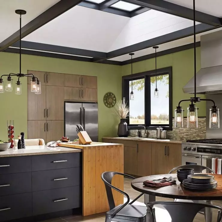 在廚房裡照明（52張）：如何正確組織廚房內部的光線？天花板和牆壁上的燈的設計和選擇 21004_11