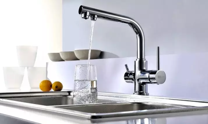 The best kitchen faucets (42 photos): how to choose? Quality manufacturers rating. Cranes of Russian and Italian production, other models 21030_38