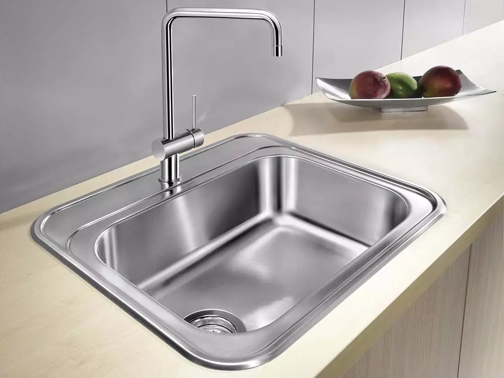 sinks Jerman keur dapur (19 foto): Ikhtisar sinks dapur tina batu jieunan, stainless steel sarta model sejen ti Jerman 21048_2