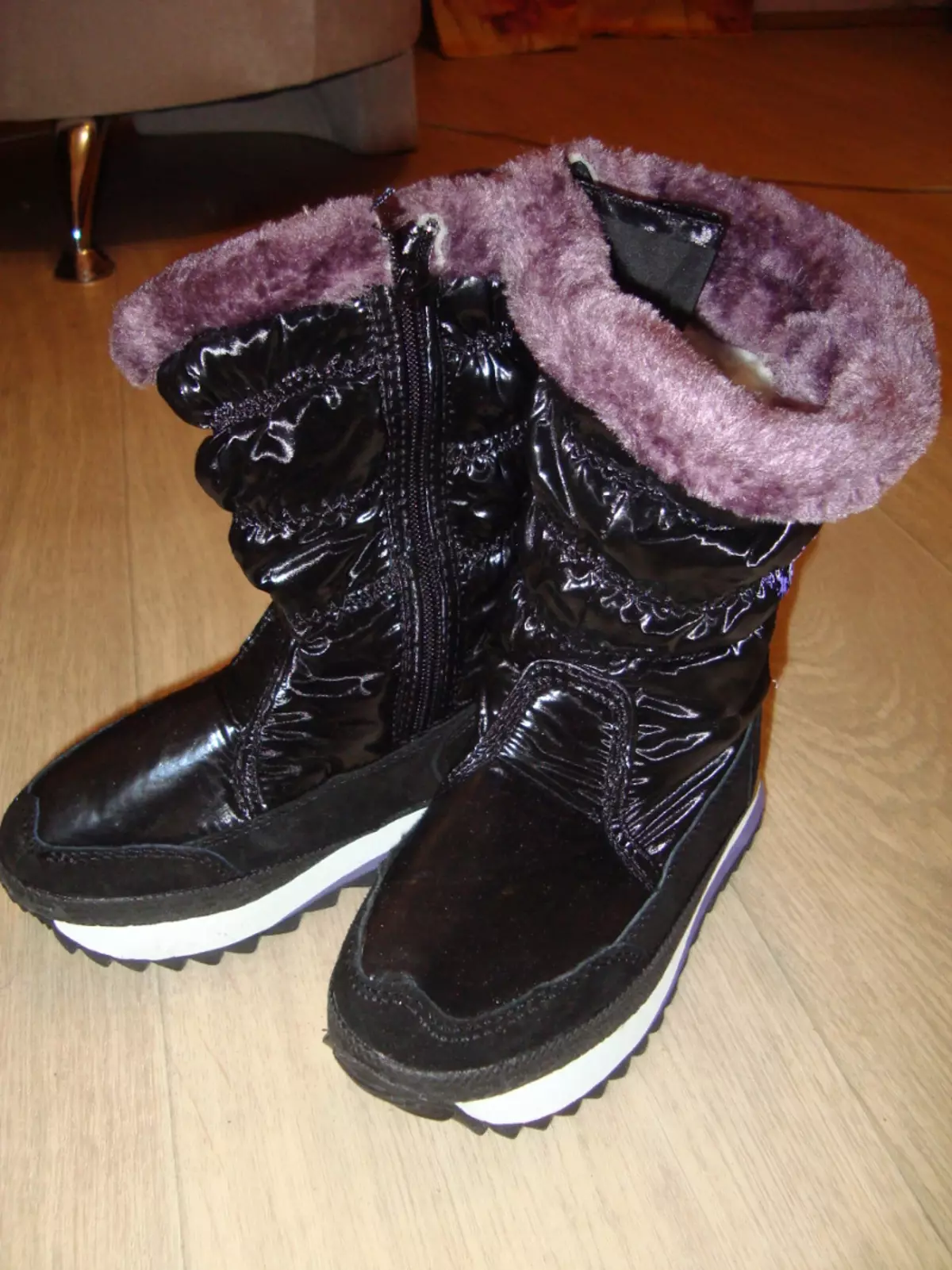 Dutchik King Boots (58 foto's): Vroue se wintermodelle van koningknoppe, resensies oor die Duitse stewels 2104_52
