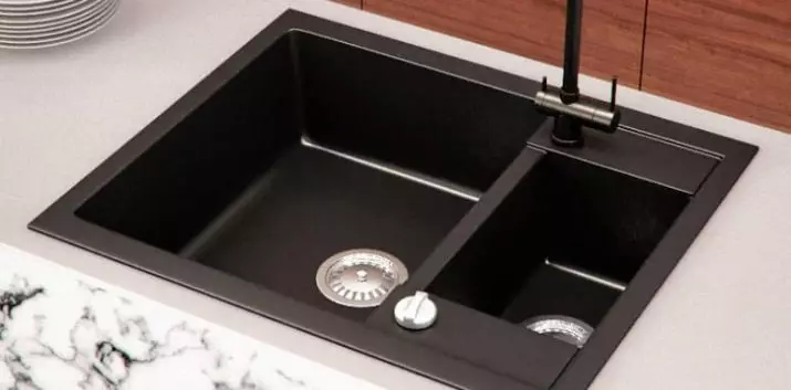 Mramora umivaonika za kuhinju: izbor sudopera od umjetnih i prirodnih mramora. Proso i nedostaci modela boja 21051_9