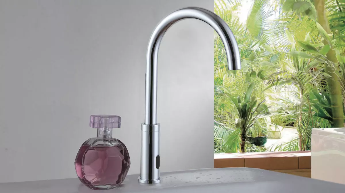 Kitchen faucets (68 mapikicha): kicheni taps yokushambidza mu Retro style uye dzimwe mhando, kudzokorora kutsinga dzinouya mixers kuti rinosakara pamwe refu kudzingwa, thermostat 21053_25