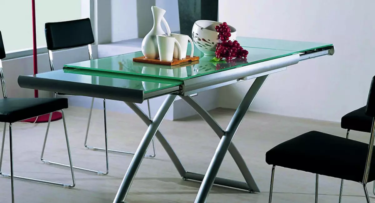 Խոհանոցի աթոռներ եւ սեղաններ (98 լուսանկար). Խոհանոցի ճաշասենյակի ընտրություն, սպիտակ եւ այլ գույնի փայտե հավաքածուներ, ժամանակակից ինտերիեր, գեղեցիկ կլոր սեղանների եւ այլ տարբերակներ 21063_21