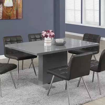 Խոհանոցի աթոռներ եւ սեղաններ (98 լուսանկար). Խոհանոցի ճաշասենյակի ընտրություն, սպիտակ եւ այլ գույնի փայտե հավաքածուներ, ժամանակակից ինտերիեր, գեղեցիկ կլոր սեղանների եւ այլ տարբերակներ 21063_78
