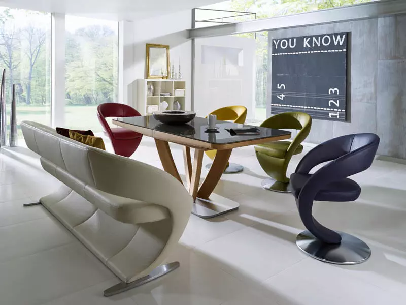 Dizaineru virtuves krēsli (48 fotogrāfijas): stilīgi un neparasti virtuves krēsli, modes plastmasas un velūra modeļi, interesantu dizainu piemēri 21068_12