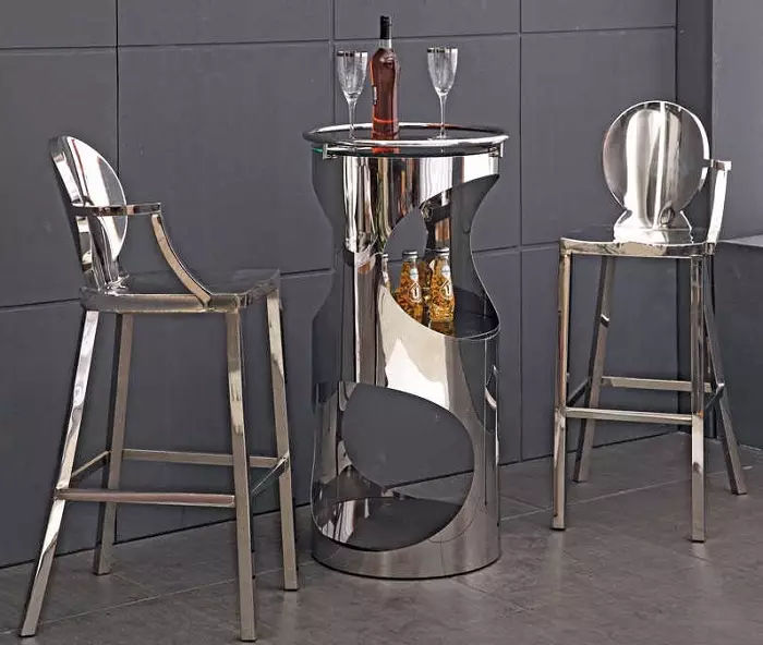 מעצב כיסאות מטבח (48 תמונות): כסאות מטבח מסוגנן ויוצא דופן, פלסטיק אופנתי ומודלים קטיפה, דוגמאות של עיצובים מעניינים 21068_27