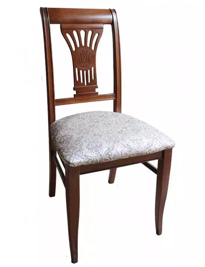 Kerusi kayu untuk dapur (64 foto): Memilih kerusi dapur yang diperbuat daripada kayu dengan belakang, dengan tempat duduk lembut dan armrest 21070_42