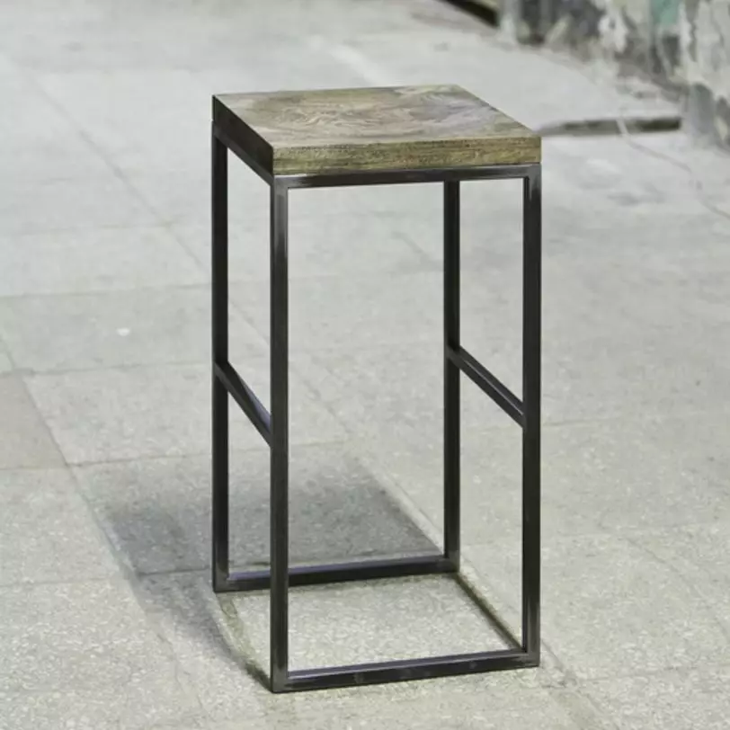 Krzesła kuchenne na metalowej ramie (68 zdjęć): Krzesła kuchenne z oparcia na metalowej ramie, modele stalowe chromowane i krzesła z metalowymi nogami 21071_32