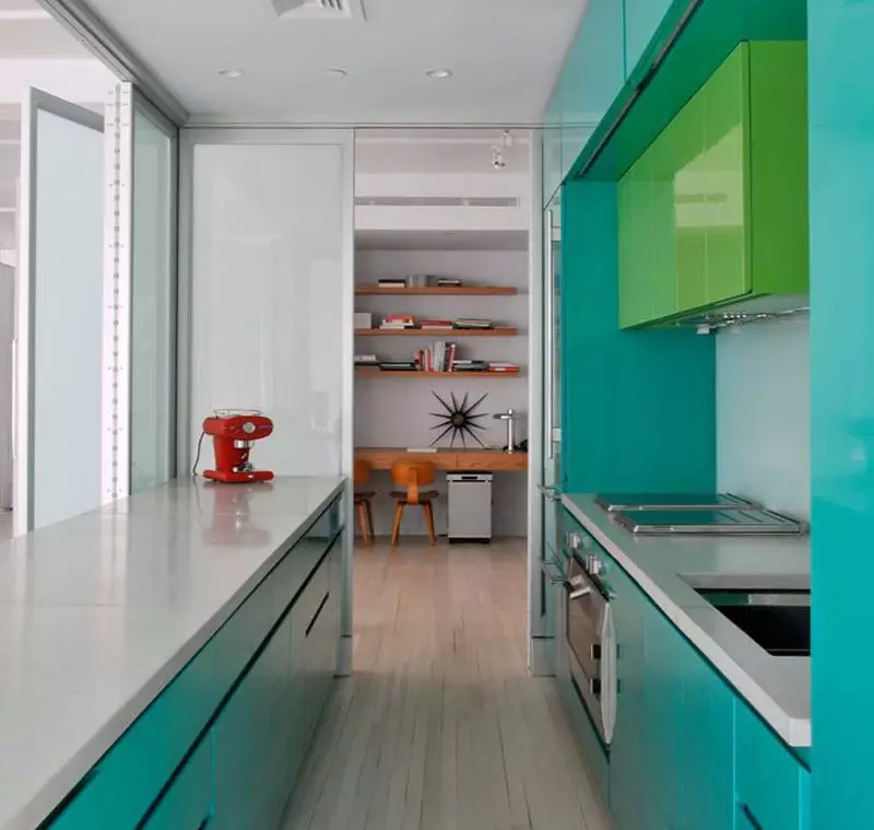 Turquoise kitchen (80 photos): selection of kitchen headset of turquoise-white and gray-turquoise color in the interior, combination of turquoise with beige and Tiffany's color 21083_13