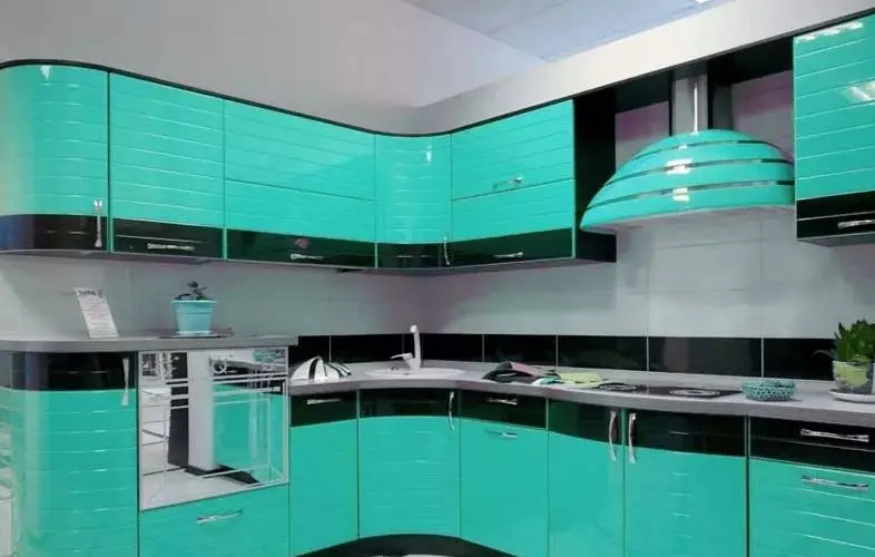 Turquoise kitchen (80 photos): selection of kitchen headset of turquoise-white and gray-turquoise color in the interior, combination of turquoise with beige and Tiffany's color 21083_50
