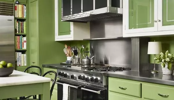 Olíva konyhák (82 fotók): Olive Color Kitchen Headset funkciók a konyha belső kialakítása. Milyen színek helyezkednek el a falakat? 21085_8