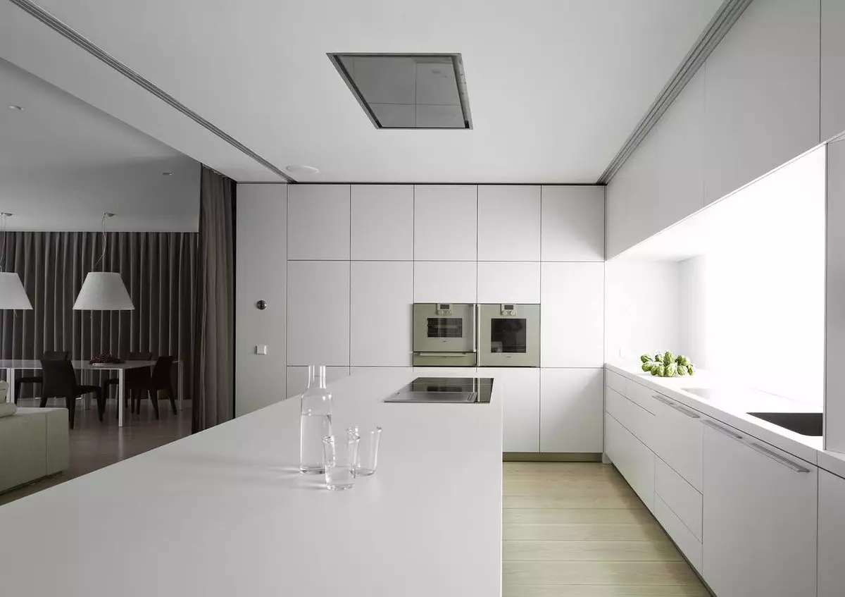 style minimalizm (75 Suratlar) Mutfak: aşhana-ýaşaýan minimalist stili otag, burçdaky saýlawlar we ak we beýleki reňk göni aşhana we içerki öndürilen 21094_45