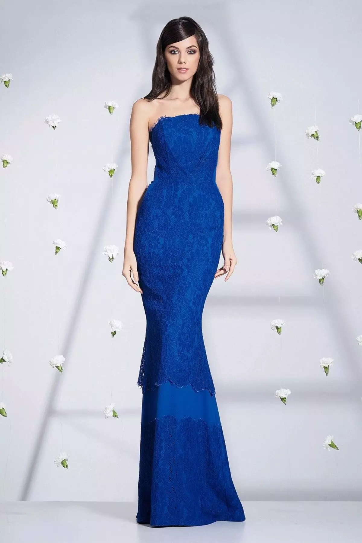 Asennettu mekko sininen merenneito