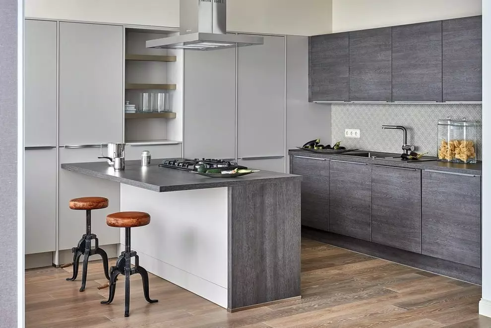 Кухні з сірої стільницею (42 фото): дизайн білої і бежевій глянцевому кухні з сірої стільницею і фартухом, стільниці кольору бетону в інтер'єрі 21102_12