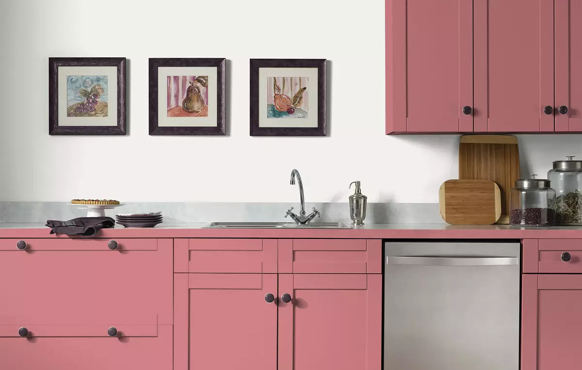 Cociñas con unha mesa gris (42 fotos): deseño de cociña brillante e beige brillante cunha mesa gris superior e delantal, táboas de formigón no interior 21102_31