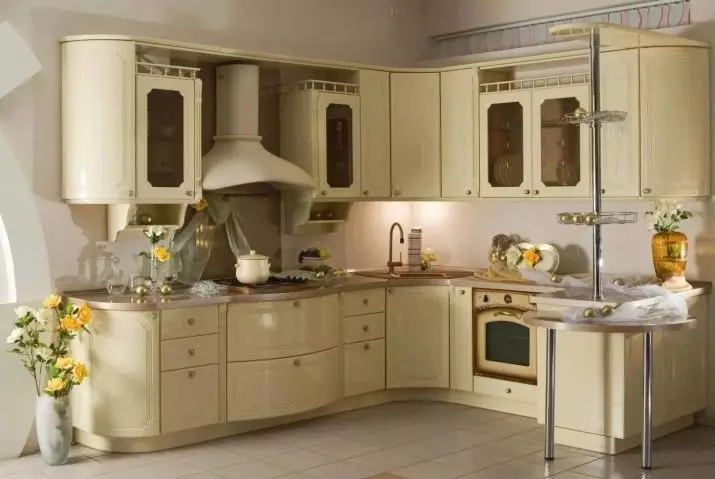 Kitchens gading (64 foto): seleksi warna dapur headset Gading sarta nuansa sejen dina interior nu, kitchens desain dina gaya klasik sarta arah séjén 21105_37