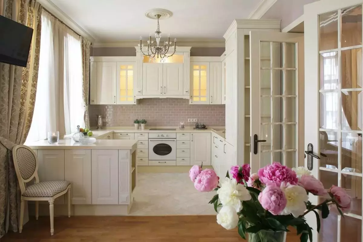 Kitchens fil sümüyü (64 şəkil): mətbəx qulaqlıq rəng Ivory və daxili digər çalarları seçilməsi, klassik stil və digər istiqamətlərdə dizayn mətbəx 21105_45