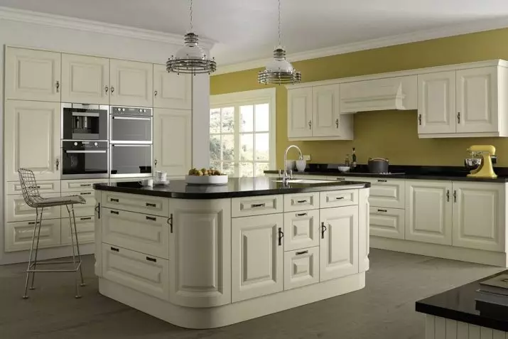Virtuves ziloņkorija (64 fotogrāfijas): Virtuves austiņu krāsu ziloņkaula un citu toņu izvēle interjerā, dizaina virtuvēs klasiskajā stilā un citos virzienos 21105_61