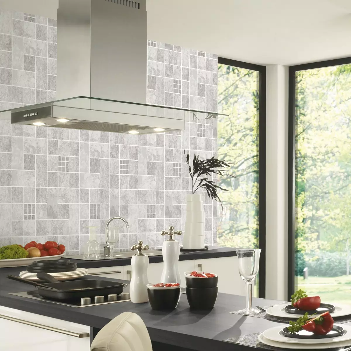 Hình nền cho nhà bếp (102 ảnh): Thiết kế hình nền nhà bếp cho tường bếp trong căn hộ, đẹp sáng, sáng và các tùy chọn hình nền khác trong nội thất 21113_49