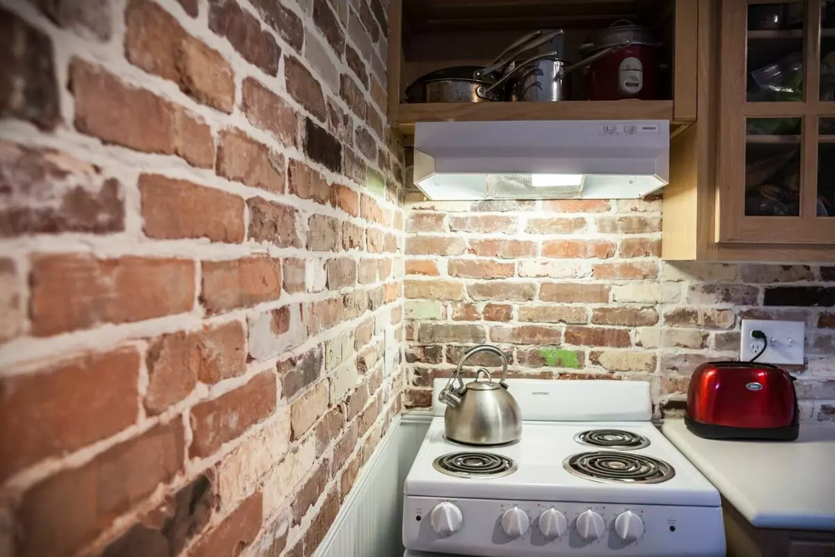 Bata Hiasan Di Dapur (74 Foto): Reka Bentuk Tembok Bata Di Dapur Interior, Pilihan Hiasan Interior dengan Bata Buatan 21114_12