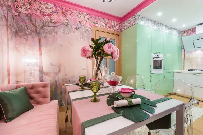 Cuisines roses (87 photos): Choisissez un casque de cuisine en seron et couleur rose blanc à l'intérieur. Dans quelles couleurs choisir le papier peint sur les murs? 21121_52