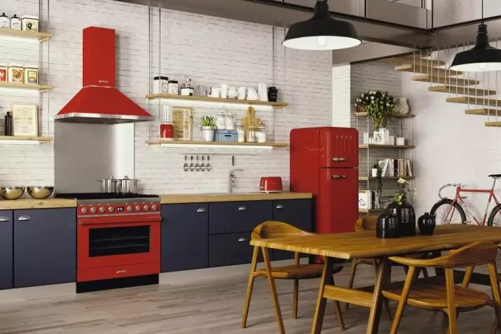 Κουζίνα χρώματα με ξύλινο τραπέζι (44 φωτογραφίες): Γκρι και μπλε, μαύρα και φωτεινά ακουστικά κουζίνας με ποδιά και ξύλινη τραπεζαρία στο εσωτερικό 21134_40