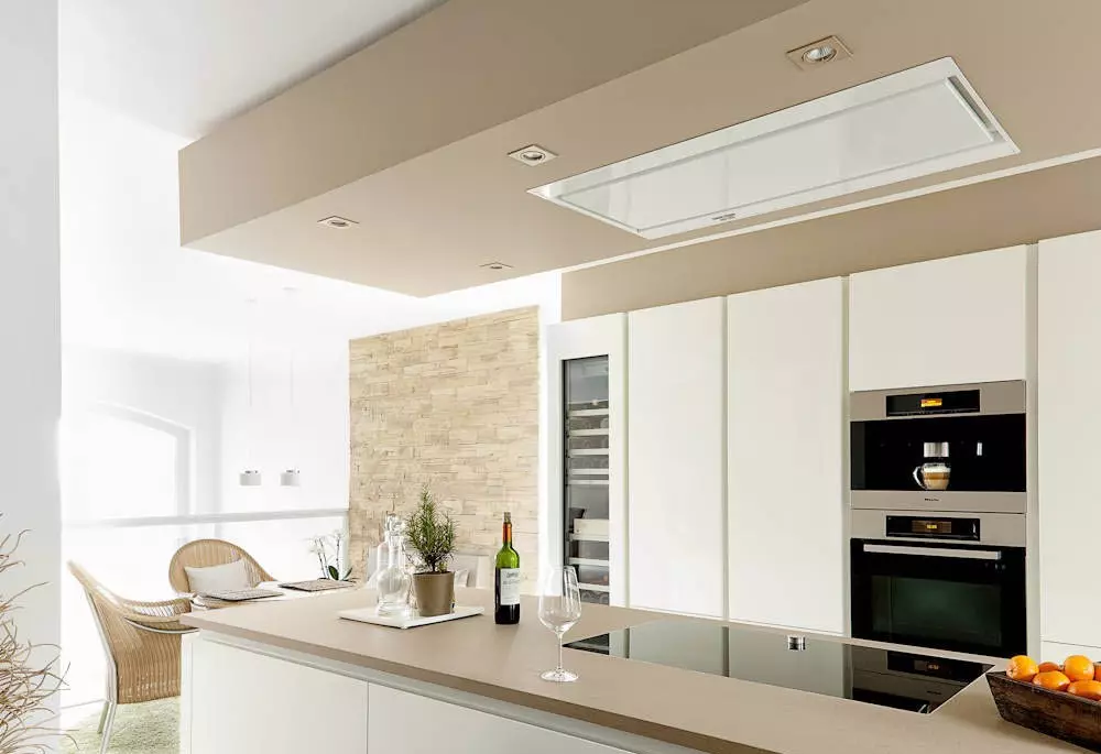Стелі з гіпсокартону на кухні (75 фото): дворівневі підвісні гіпсокартонні стелі в дизайні кухні, варіанти фігур на стелі 21137_32
