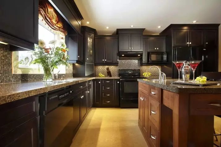 Brown Virtuvės (91 nuotraukos): virtuvės ausinės šviesos, tamsos ir pilkos rudos spalvos interjere. Kokiuose tonuose ir dizaine pasirinkite sienų tapetą? 21143_2