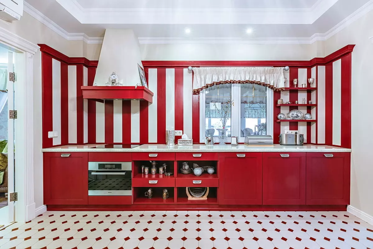 Cociña vermella e branca (65 fotos): BLANCA COCIÑA DA COCIÑA Fondo vermello en deseño de interiores. Que fondos de pantalla se axusten ás auriculares da cociña en cor vermella-branca? 21146_15