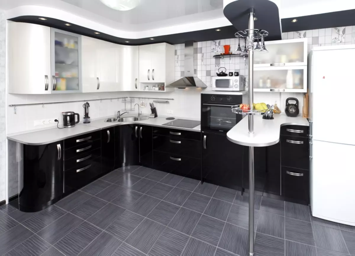 Schwarz-Weiß-Küche (105 Fotos): Schwarz-Weiß-Küche in der Innenarchitektur, Küche mit schwarzen Geräten, Schwarz-Weiß-Küche in verschiedenen Stilen. Welche Töne passen? 21148_18