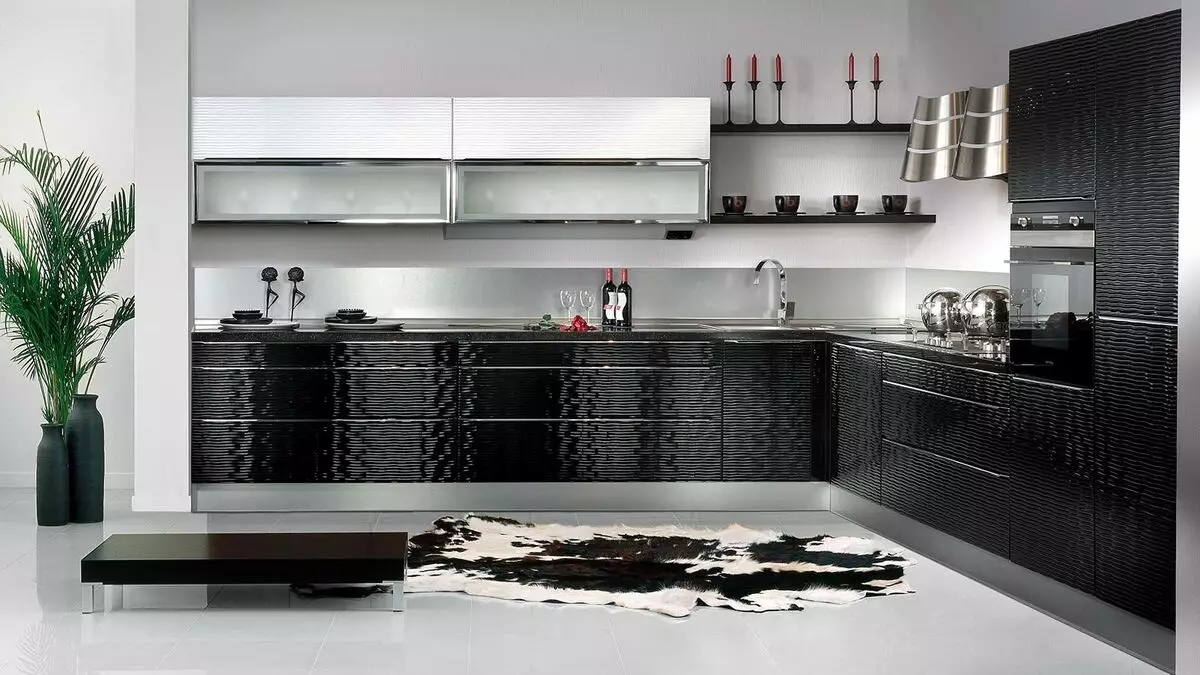 Musta ja valkoinen keittiö (105 kuvaa): mustavalkoinen keittiö asetettu sisustus, keittiö musta kodinkoneet, musta ja valkoinen keittiö eri tyylejä. Mitä ääniä sopii? 21148_34