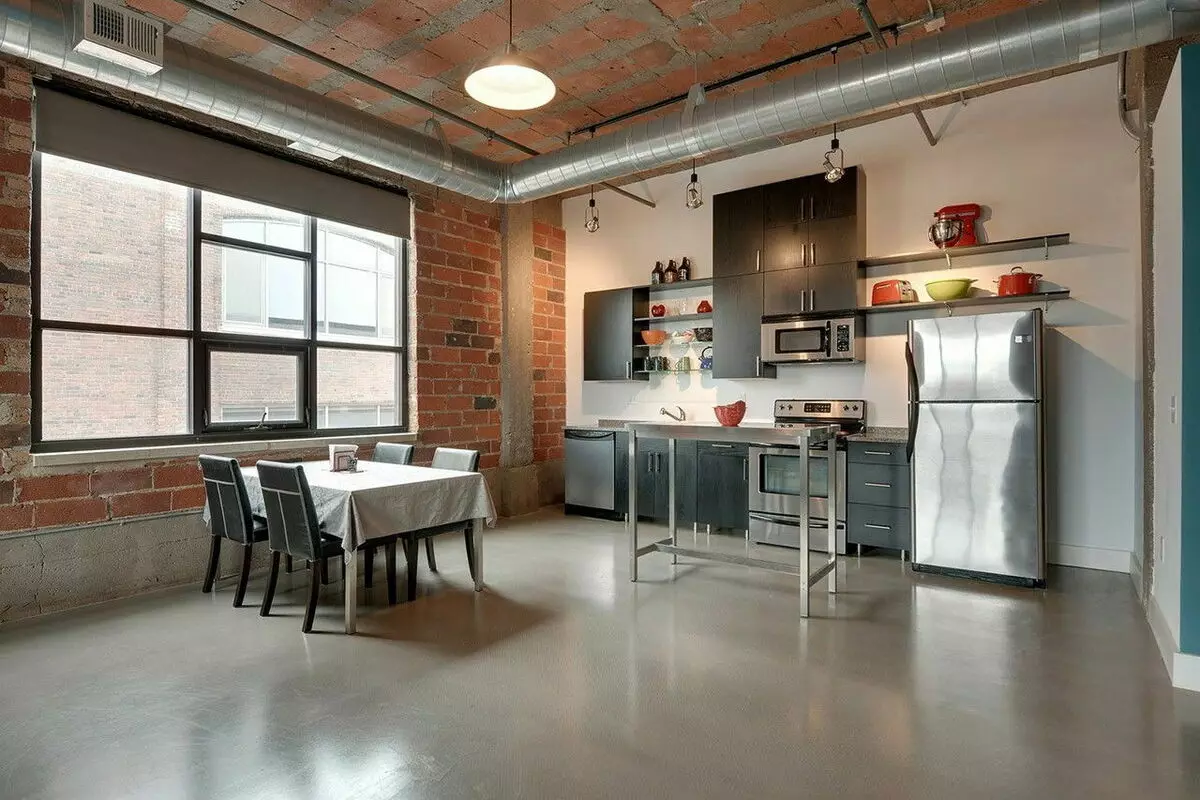 Cociña do estilo Loft (99 fotos): cociña de canto en deseño de interiores, cociña branca e gris, cociñas modulares no apartamento, cortinas e lámpadas axeitadas 21160_13