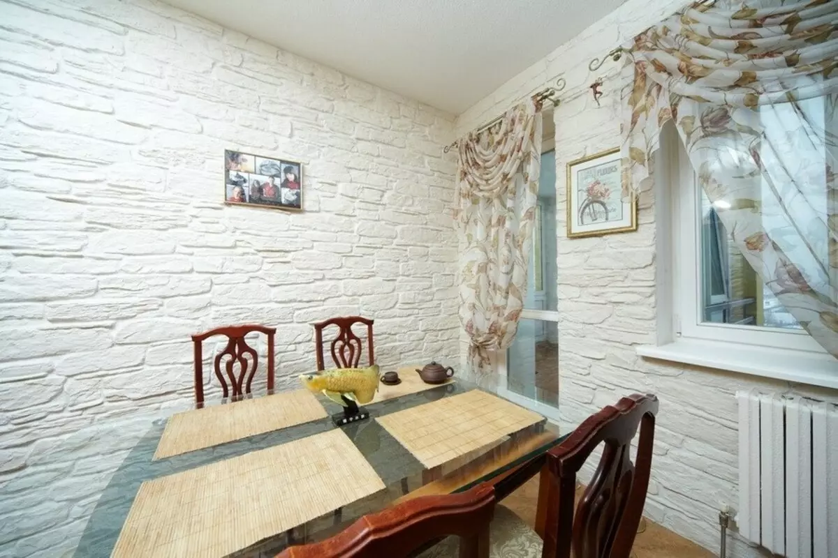 Provence Cuina (130 fotos): Disseny interior de la cuina blanca, auriculars cuina en l'estil d'oliva. La forma d'organitzar les parets? Com decorar l'habitació amb flors i quadres? 21162_50