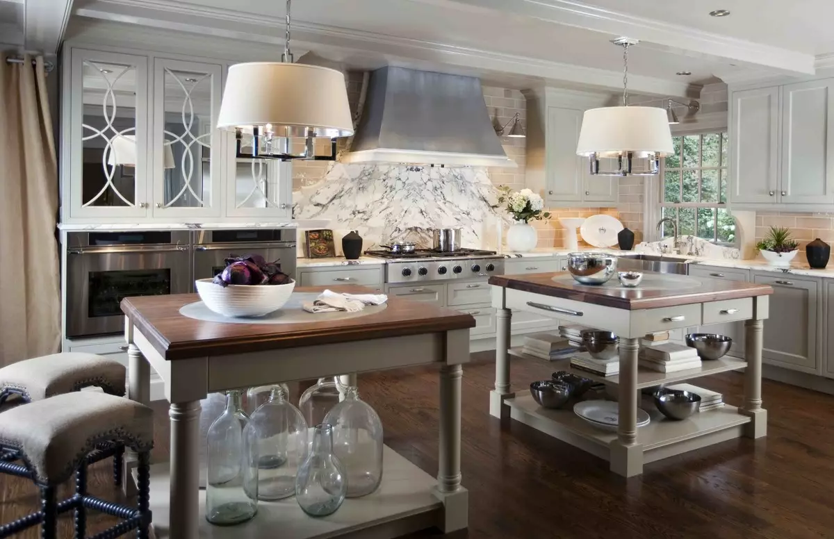 Provence cozinha (130 fotos): design de interiores cozinha branco, fone de ouvido de cozinha em estilo de oliveira. Como organizar as paredes? Como decorar a sala com flores e pinturas? 21162_99