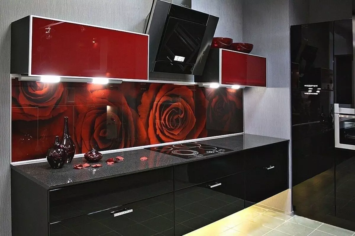 Кухонный гарнитур черный с красными розами