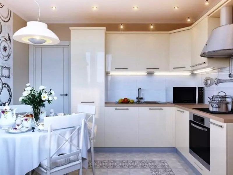 Cucine angolari bianche (46 foto): cuffie da cucina lucida e opaca negli interni, moderno e classico stile, da MDF e plastica 21179_10
