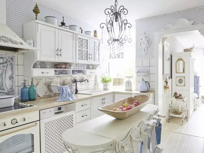 Bucătăriile unghiulare albe (46 fotografii): căști de bucătărie lucioasă și mată în stilul interior, modern și clasic, din MDF și plastic 21179_40