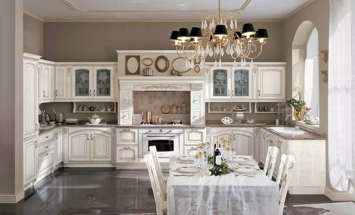 Cucine angolari bianche (46 foto): cuffie da cucina lucida e opaca negli interni, moderno e classico stile, da MDF e plastica 21179_41