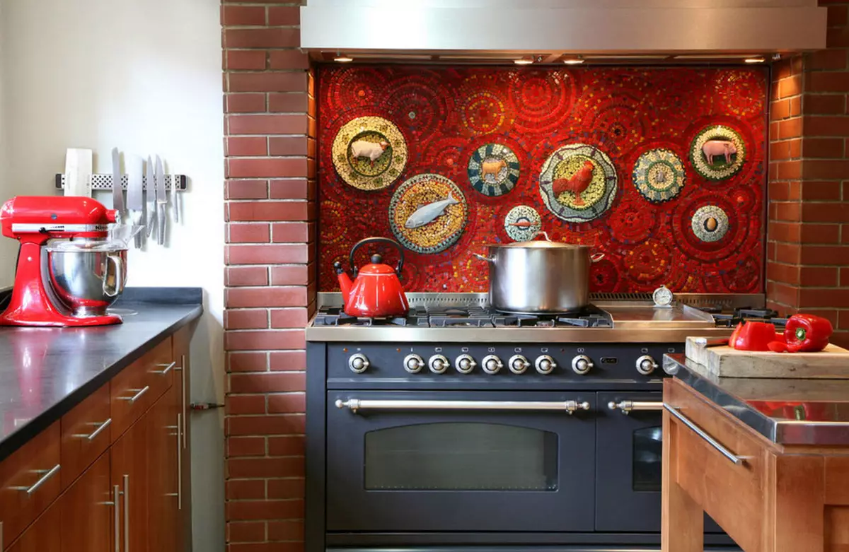 Пано у кухињи (36 фотографија): Панел на зиду мозаика и керамичке плоче, фотокондуво и стаклене кухиње Декоративне плоче, Остале опције 21207_3