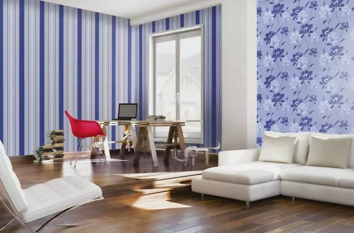 تصاویر پس زمینه نور در سالن (41 عکس): اتاق نشیمن طراحی داخلی با تصویر زمینه و کف در رنگ های روشن در آپارتمان و خانه. گزینه های جالب 21222_26