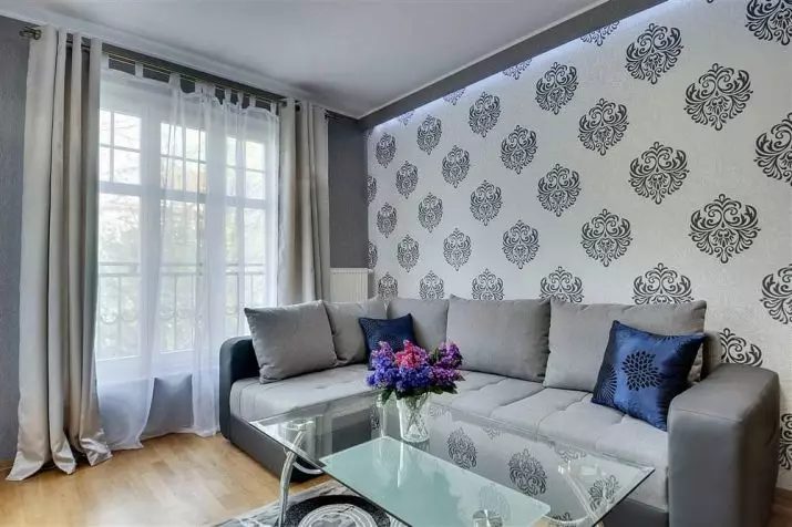 Fons de pantalla a la sala (162 fotos): Bell fons de pantalla a la paret de la sala d'estar 2021, resum d'opcions d'estil de Provença, triï fosc, gris i altres colors wallpaper 21224_116